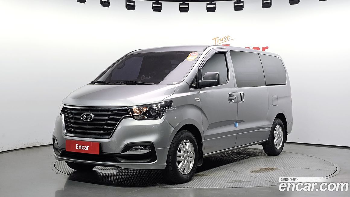 Hyundai Starex 2019