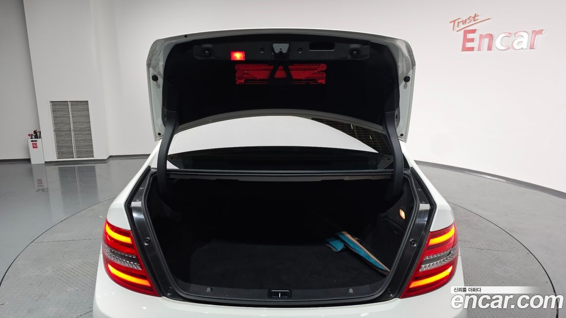 Mercedes-Benz C-Class 2014