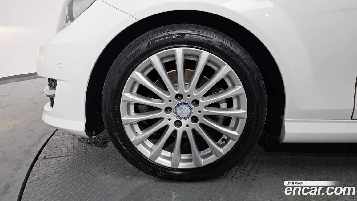 Mercedes-Benz C-Class 2014