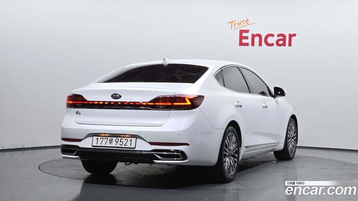 Kia K7 2021