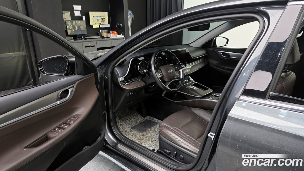 Hyundai Grandeur 2020