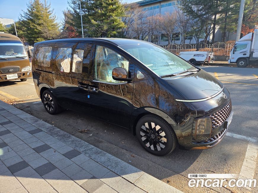 Hyundai Staria 2025