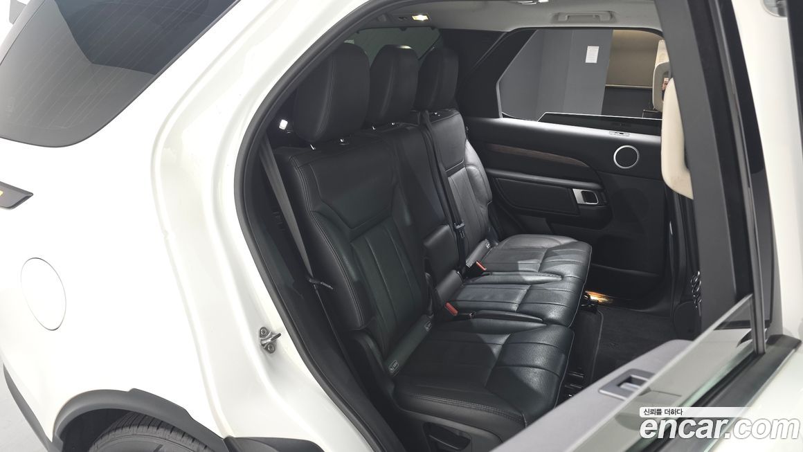 Land Rover Discovery 2017