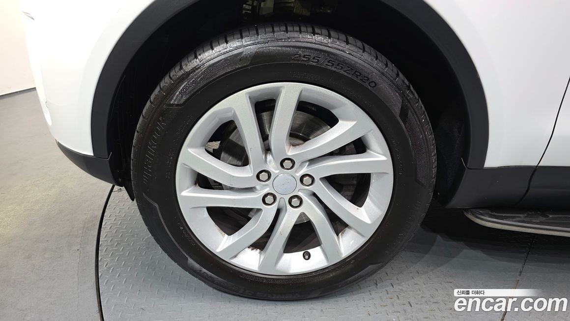 Land Rover Discovery 2017