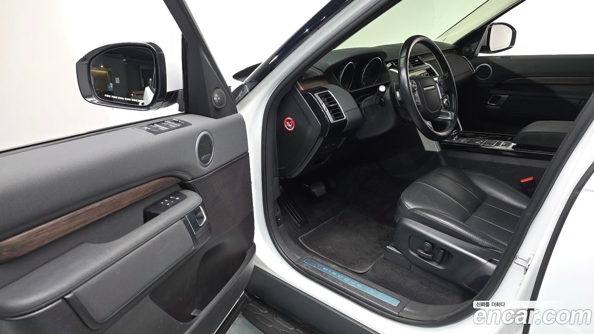 Land Rover Discovery 2017