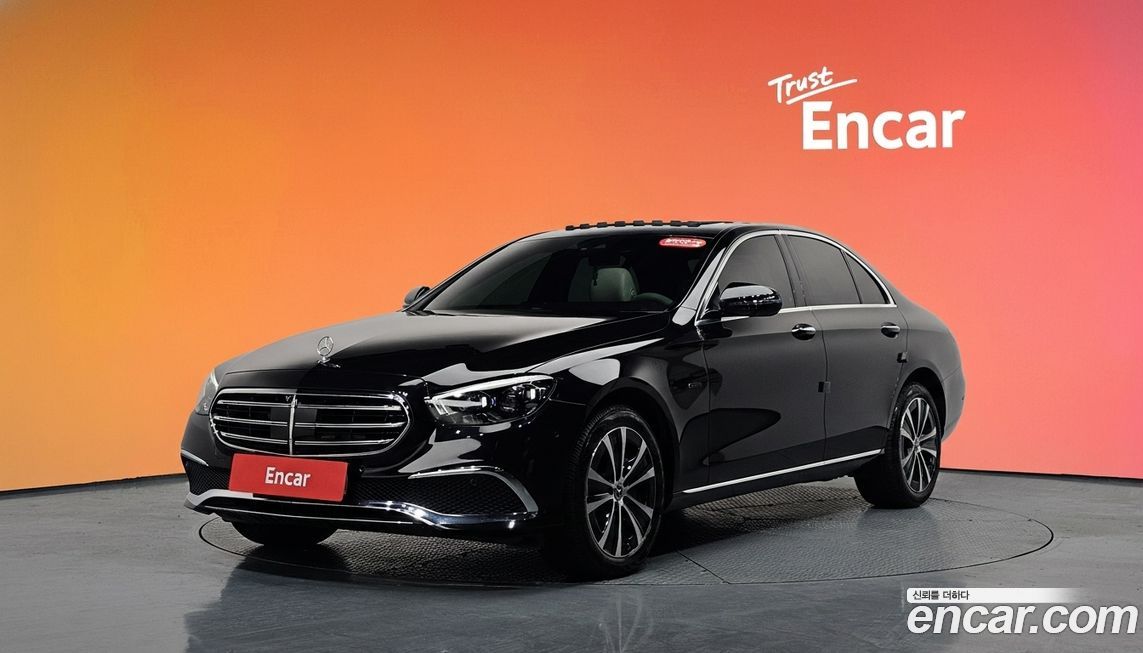 Mercedes-Benz E-Class 2021