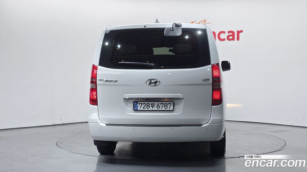 Hyundai Starex 2021