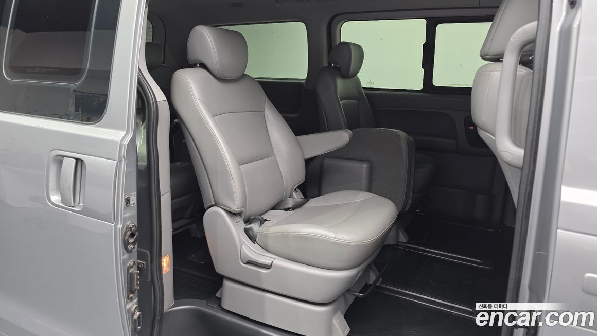 Hyundai Starex 2017