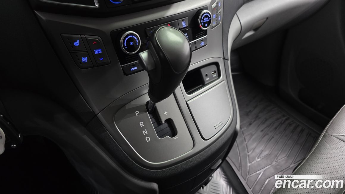 Hyundai Starex 2017