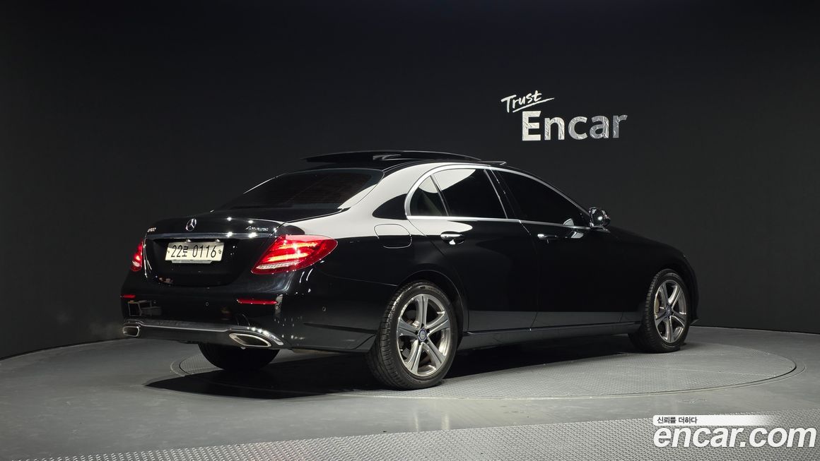 Mercedes-Benz E-Class 2017