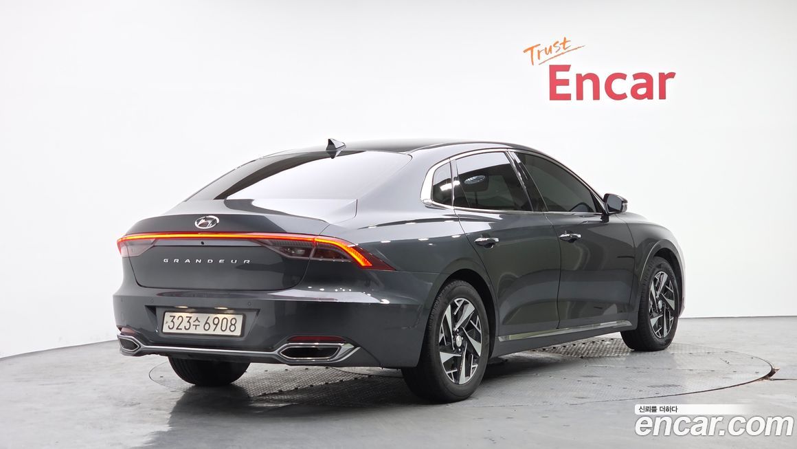 Hyundai Grandeur 2022