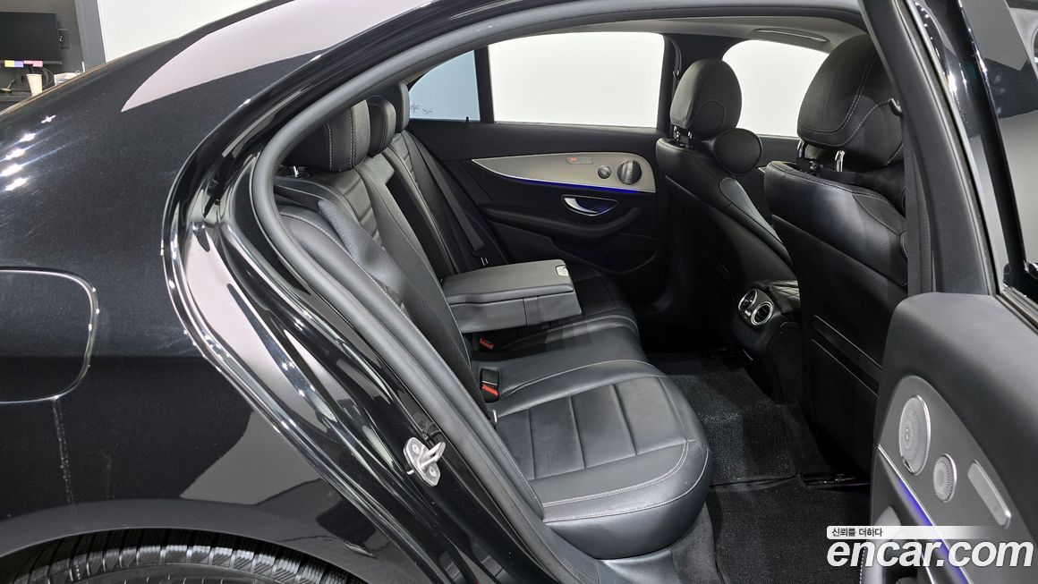 Mercedes-Benz E-Class 2017