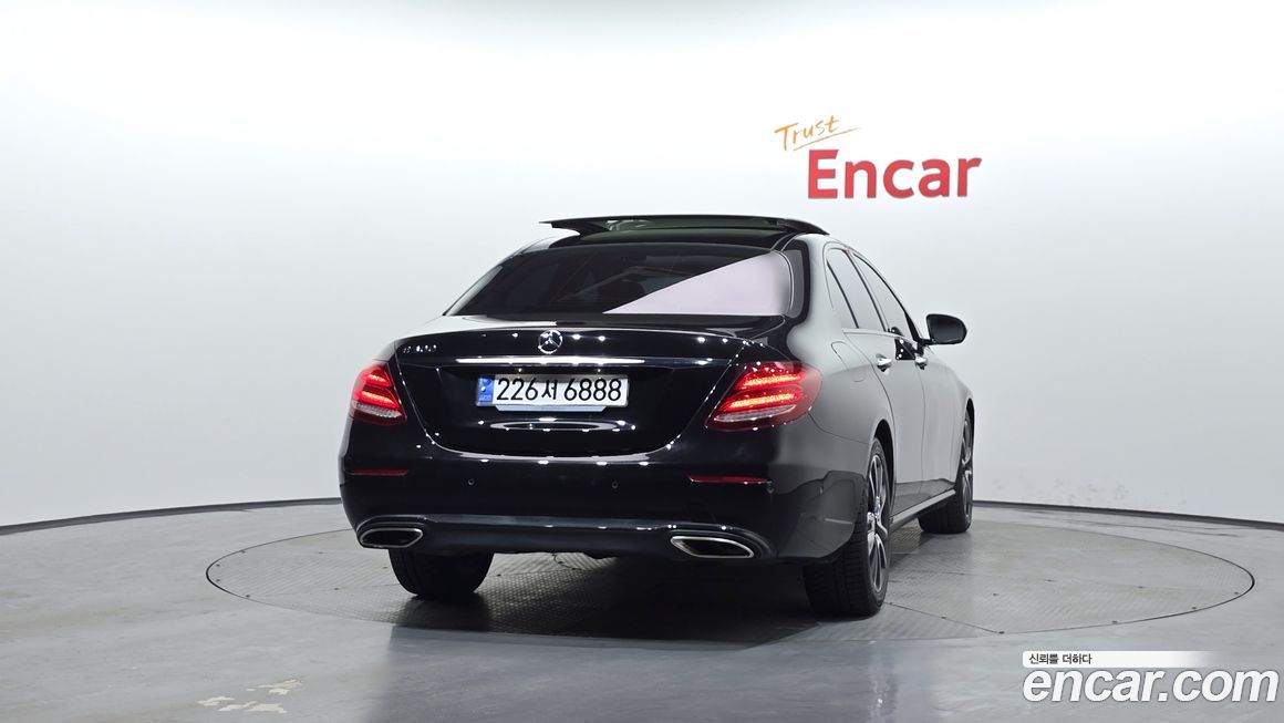 Mercedes-Benz E-Class 2017