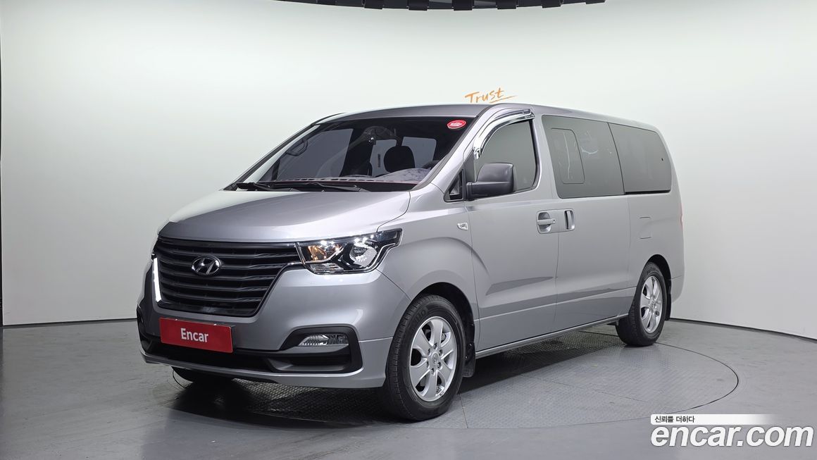 Hyundai Starex 2019