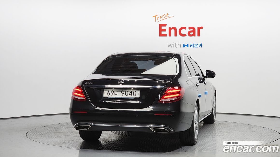 Mercedes-Benz E-Class 2017