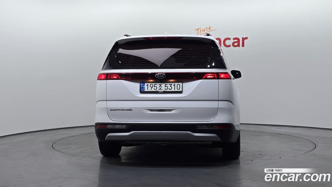 Kia Canival 2021