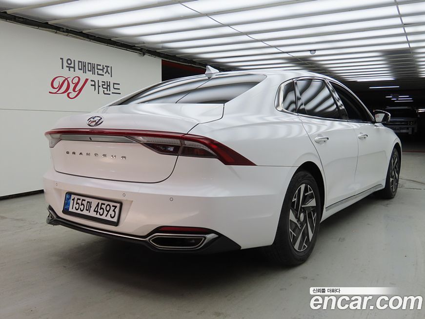 Hyundai Grandeur 2022