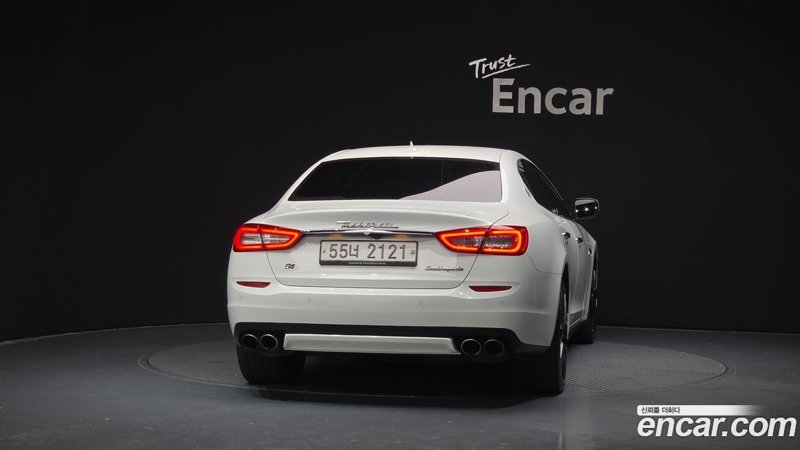 Maserati Quattroporte 2014