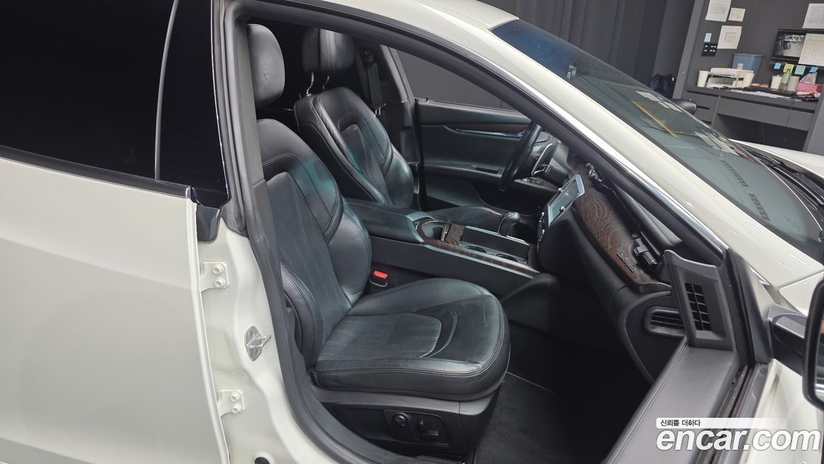 Maserati Quattroporte 2014