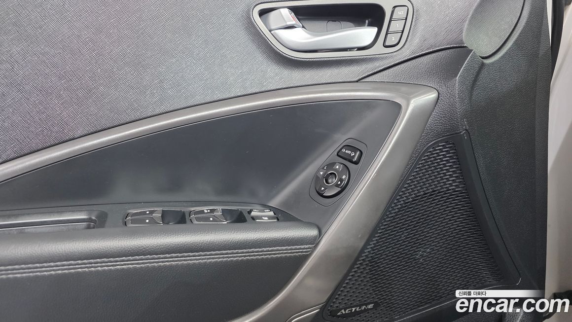 Hyundai Santafe 2015