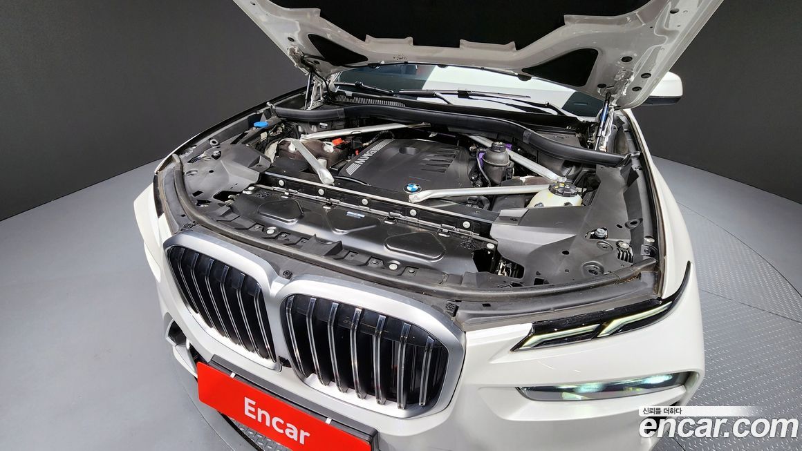 BMW X7 2023