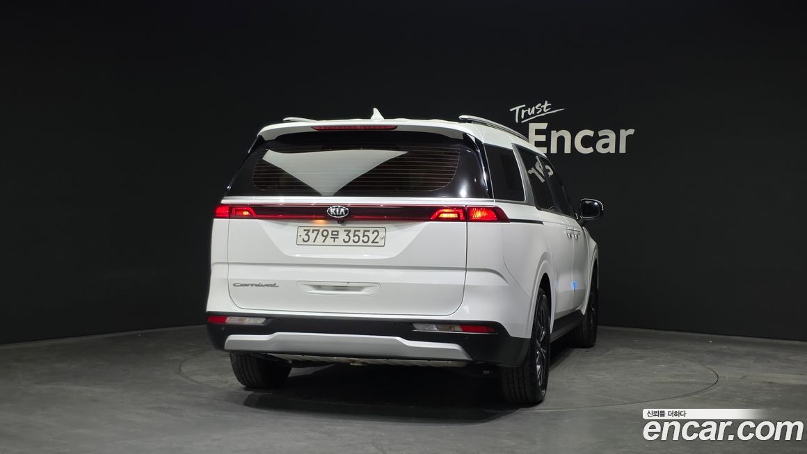 Kia Canival 2021