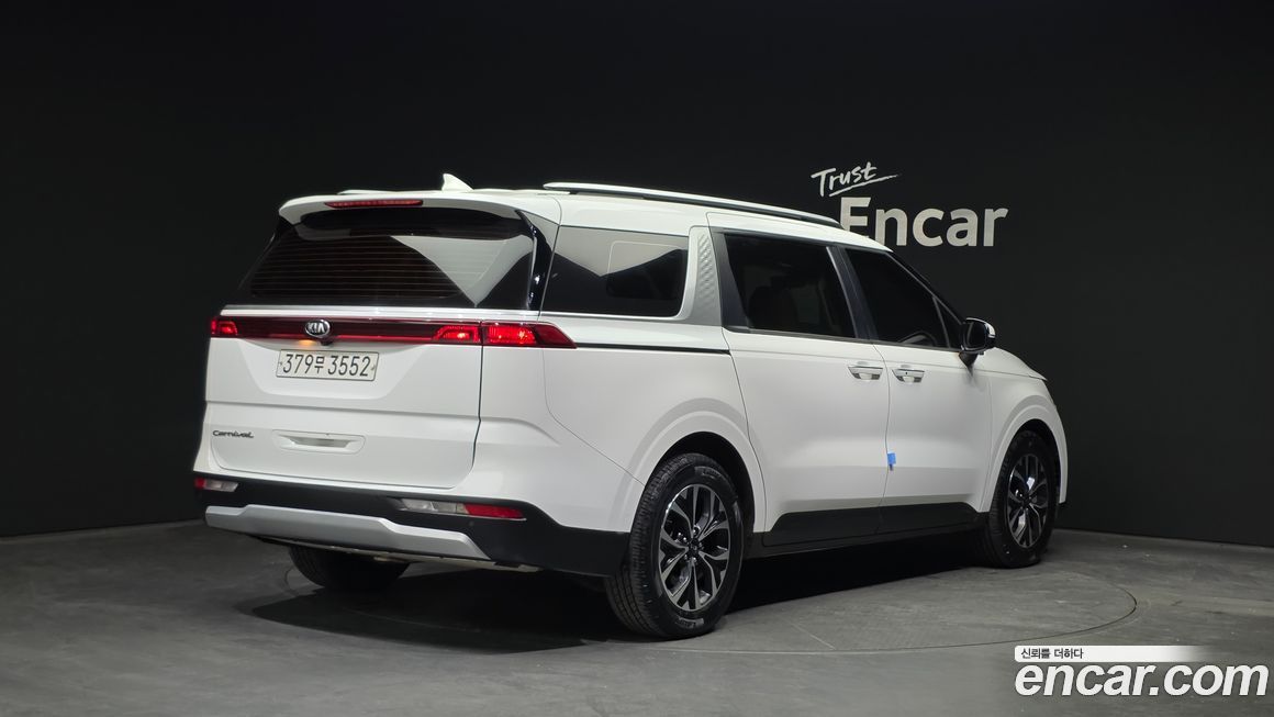 Kia Canival 2021