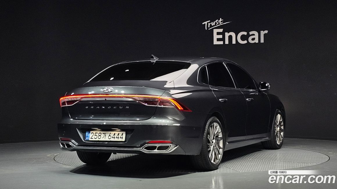 Hyundai Grandeur 2020