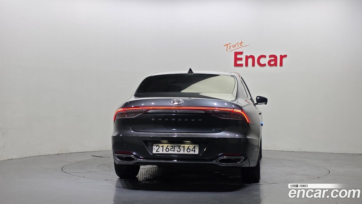 Hyundai Grandeur 2022