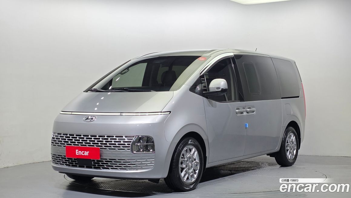 Hyundai Staria 2022
