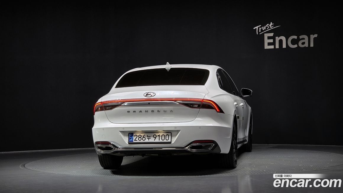 Hyundai Grandeur 2022