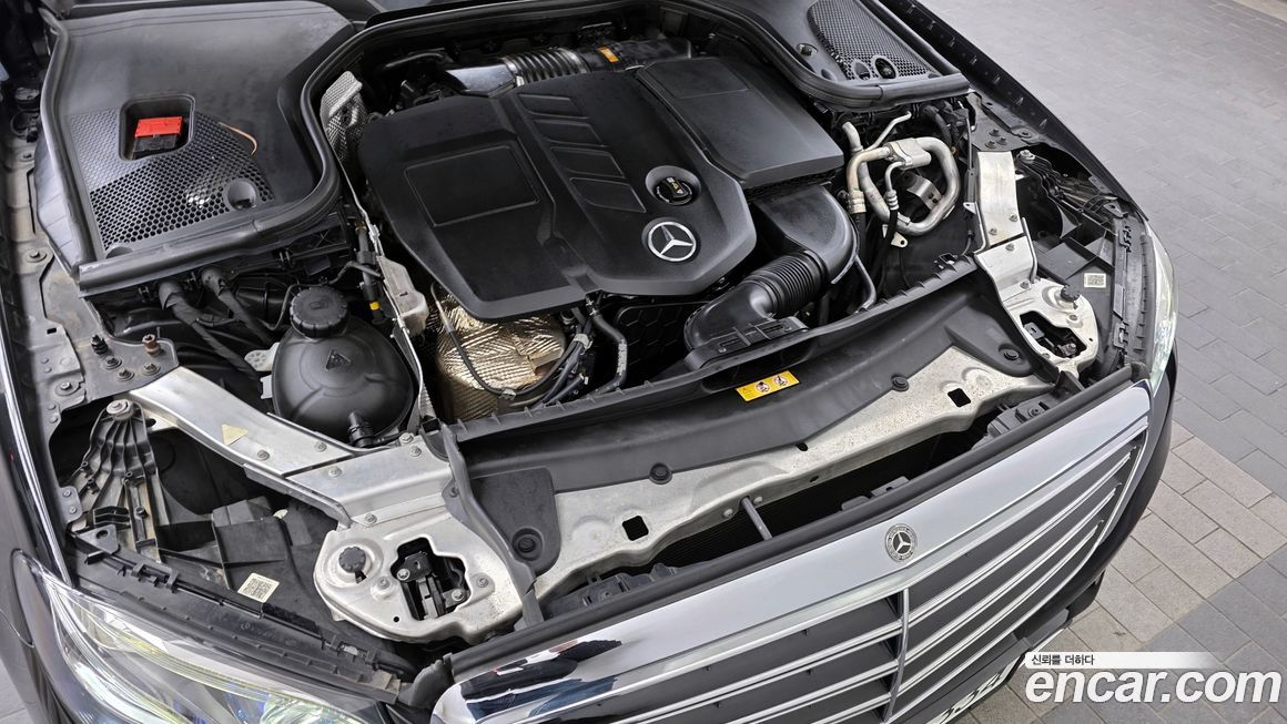 Mercedes-Benz E-Class 2018