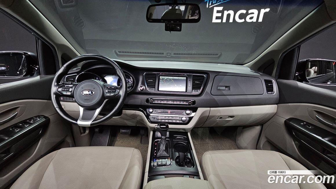 Kia Canival 2016
