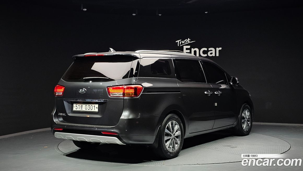 Kia Canival 2016
