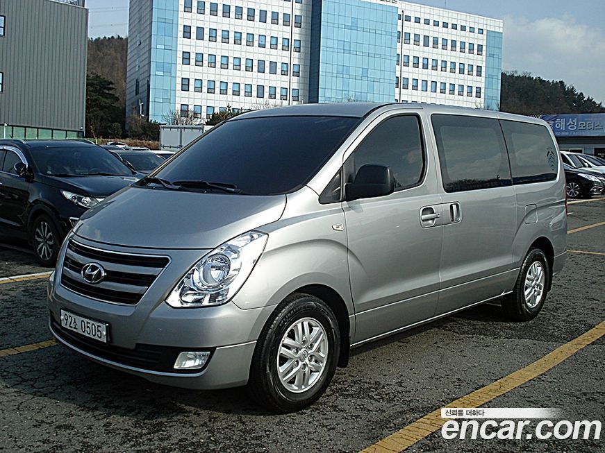 Hyundai Starex 2018