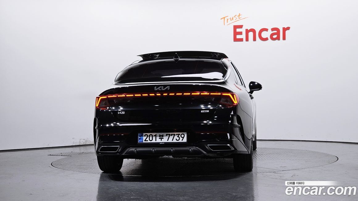 Kia K5 2023