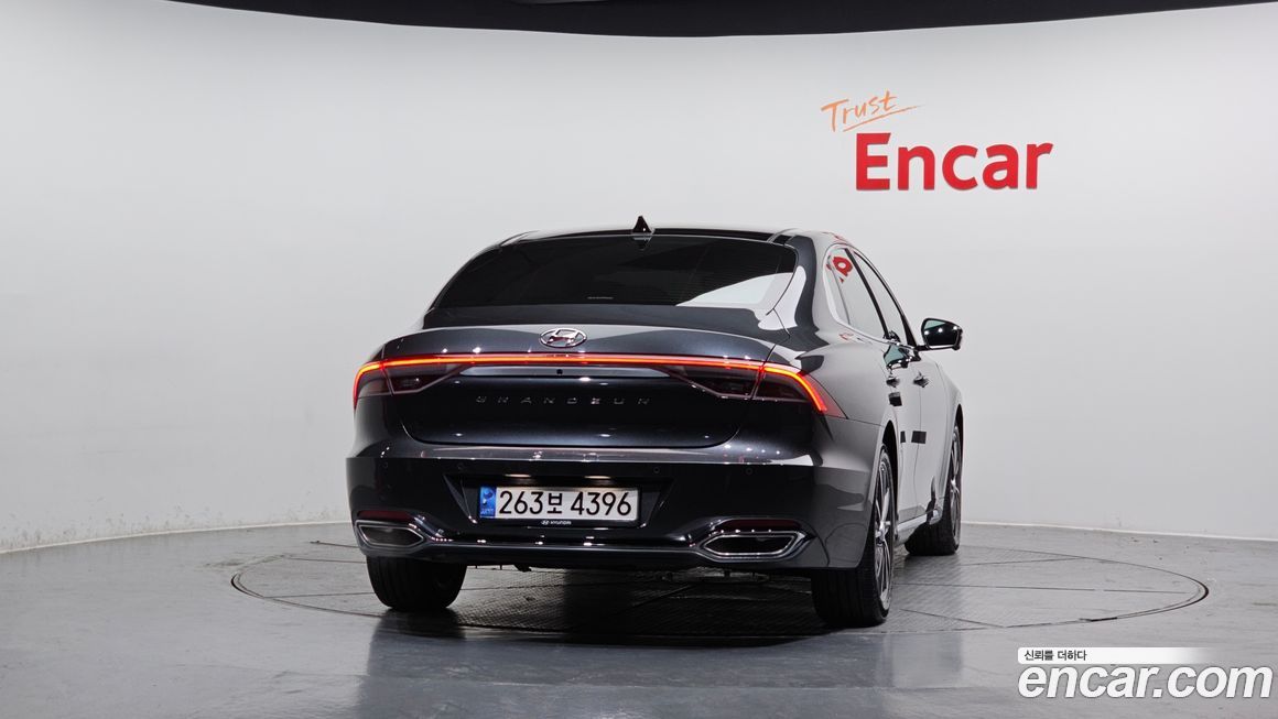 Hyundai Grandeur 2022