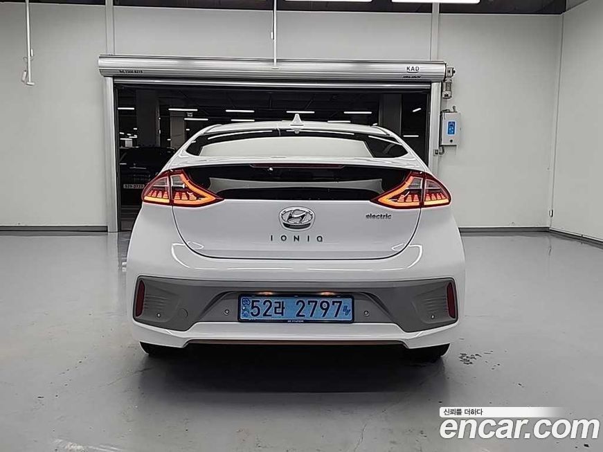 Hyundai Ioniq 2017