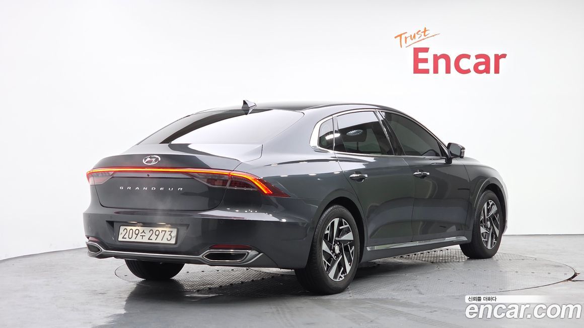 Hyundai Grandeur 2020