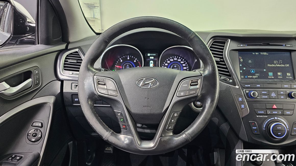 Hyundai Santafe 2015