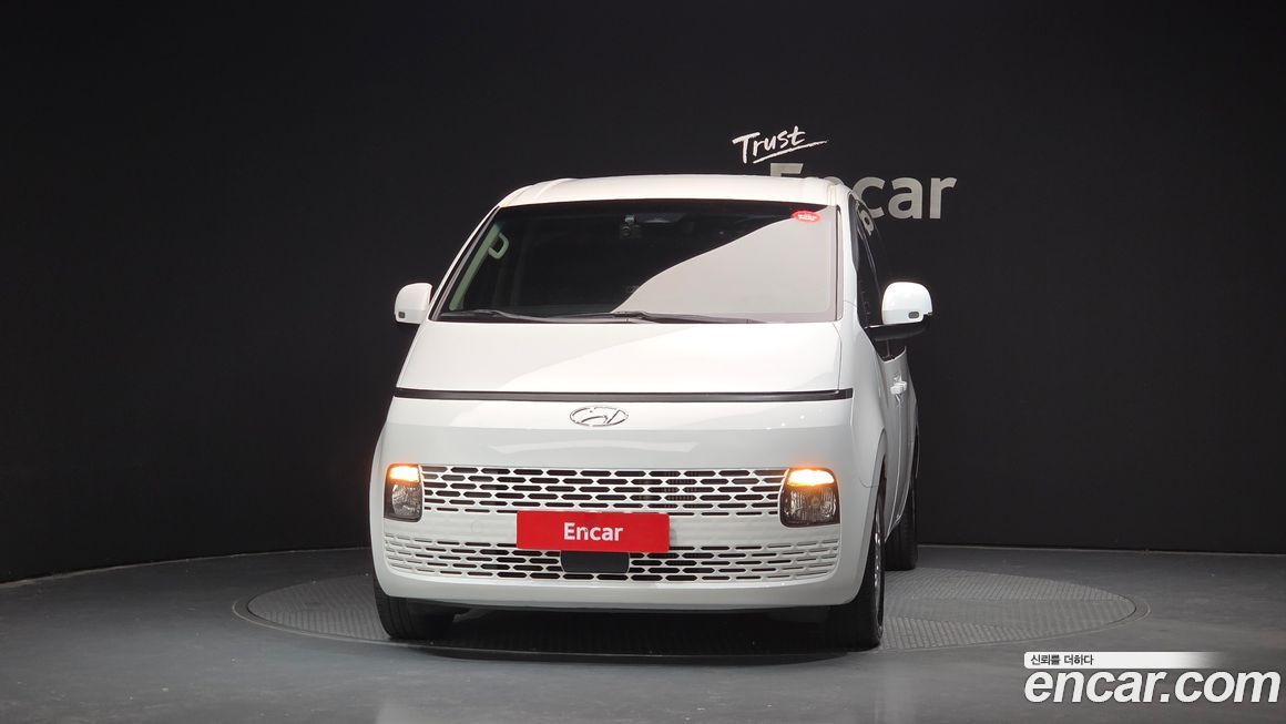 Hyundai Staria 2022