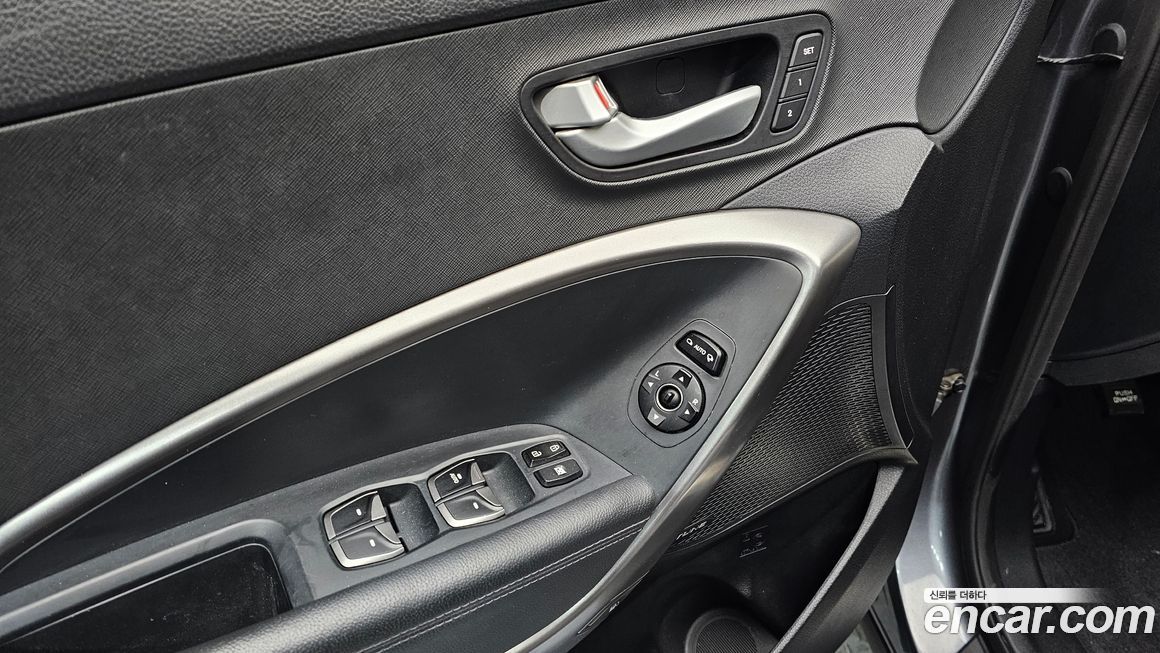 Hyundai Santafe 2015