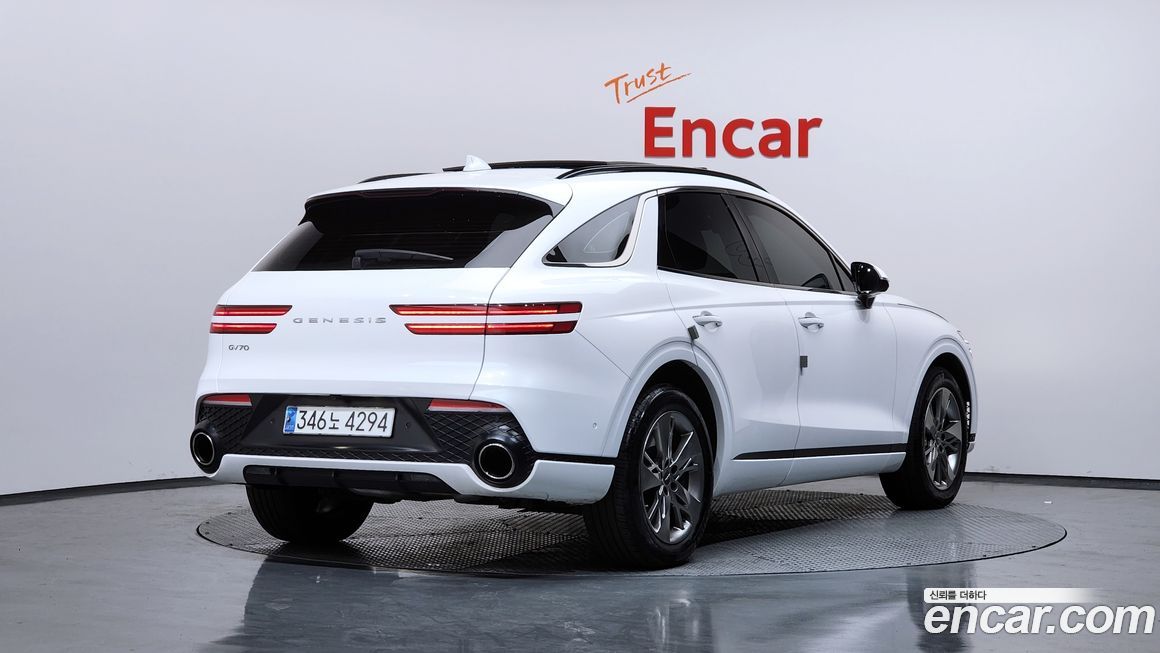 Genesis GV70 2024