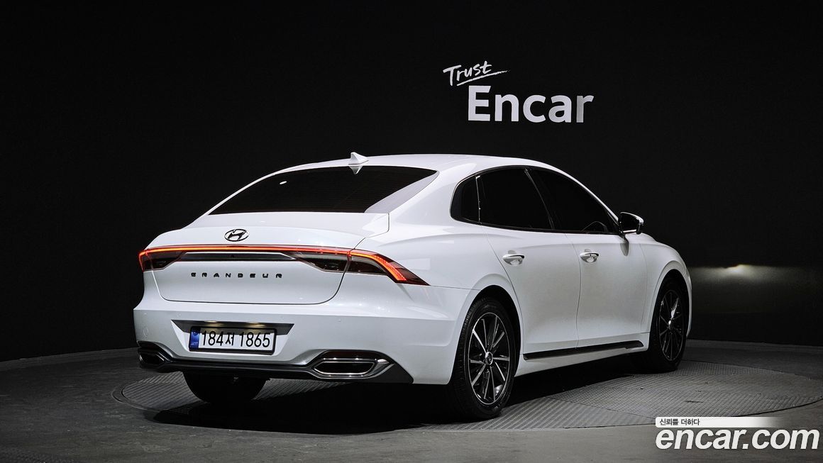 Hyundai Grandeur 2022