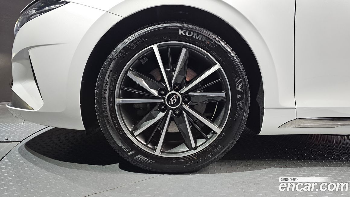 Hyundai Grandeur 2022