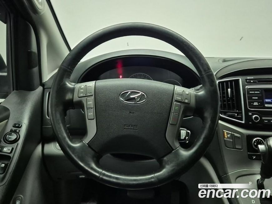 Hyundai Starex 2018