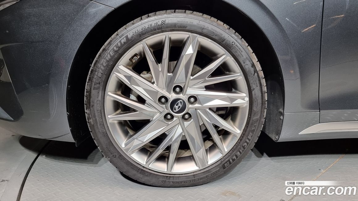 Hyundai Grandeur 2022