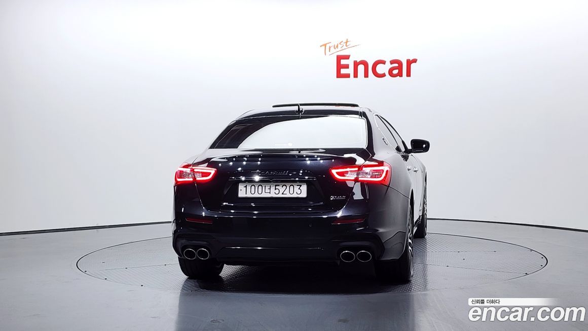 Maserati Ghibli 2018