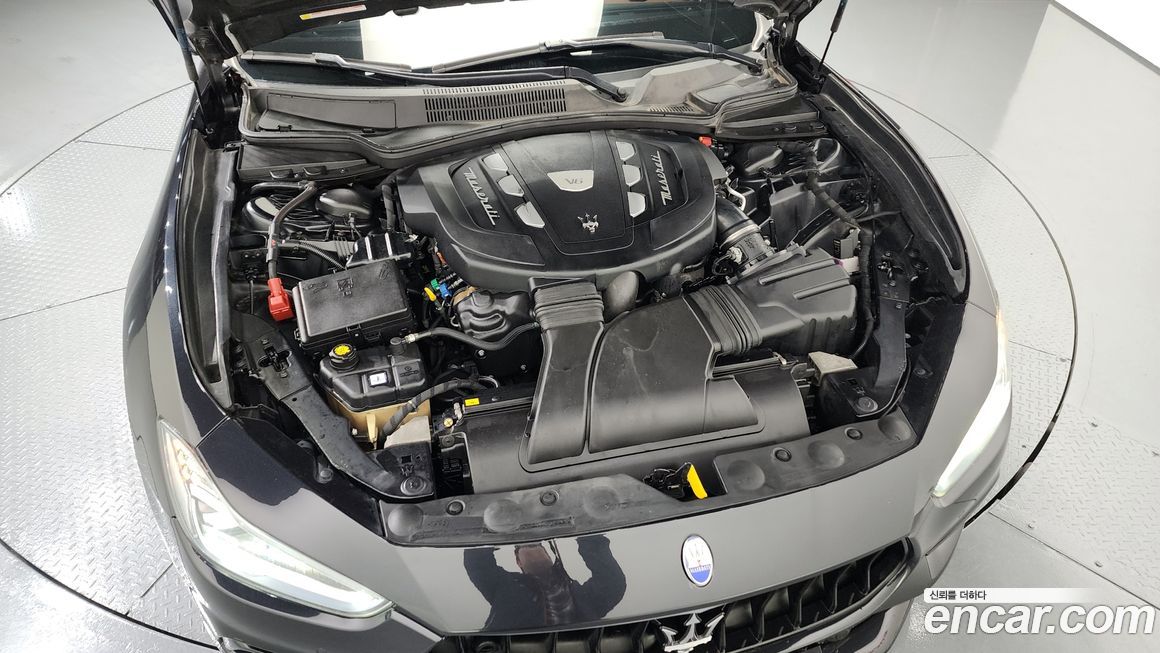 Maserati Ghibli 2018