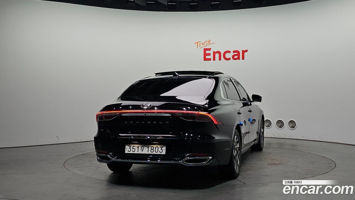 Hyundai Grandeur 2022